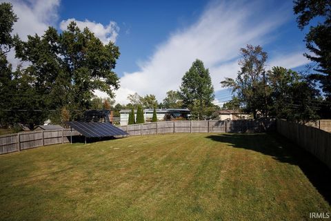 Tiny photo for 121 S Smith Road, Bloomington, IN 47408 (MLS # 202540772)