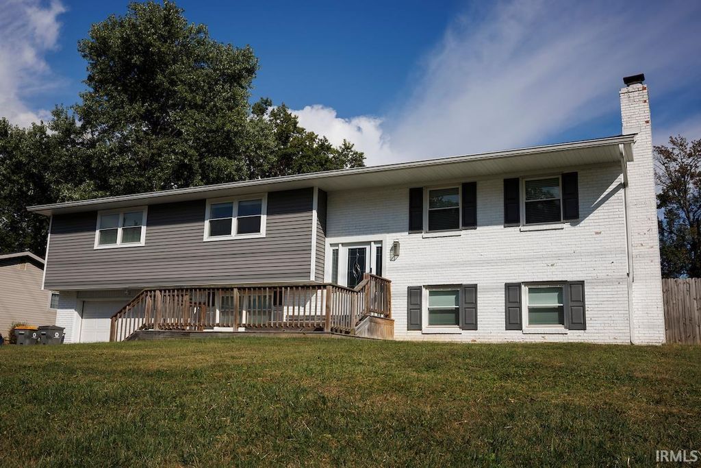 Photo of 121 S Smith Road, Bloomington, IN 47408 (MLS # 202540772)