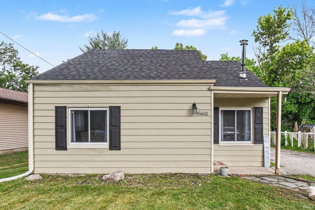 Photo of 56600 Windsor Avenue, South Bend, IN 46619 (MLS # 202625167)