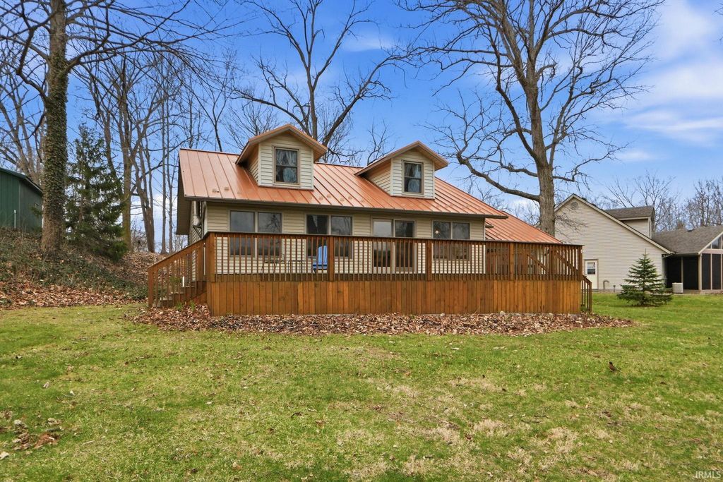 Photo of 321 E Morsches Road, Columbia City, IN 46725 (MLS # 202609713)