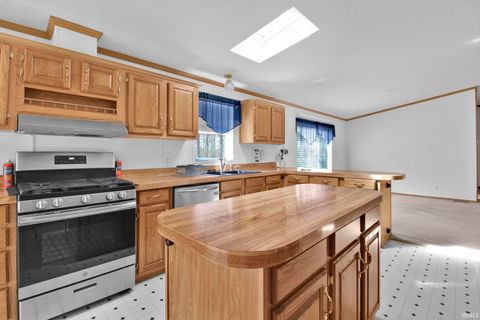 Tiny photo for 3609 N 300 EAST, Kokomo, IN 46901 (MLS # 202611813)