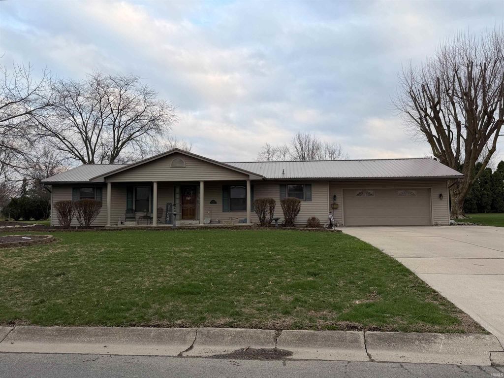 Photo of 1118 W Water Street, Berne, IN 46711 (MLS # 202609142)