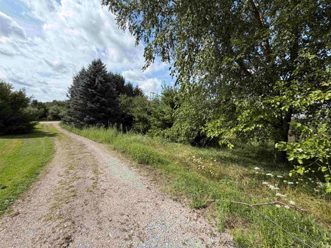 Tiny photo for 1460 N State Rd 5 Road, Larwill, IN 46764 (MLS # 202634077)