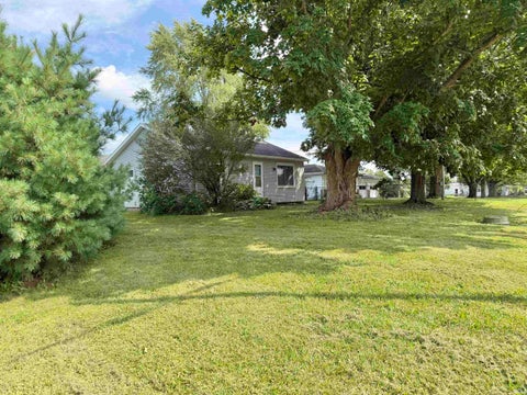Tiny photo for 1460 N State Rd 5 Road, Larwill, IN 46764 (MLS # 202634077)