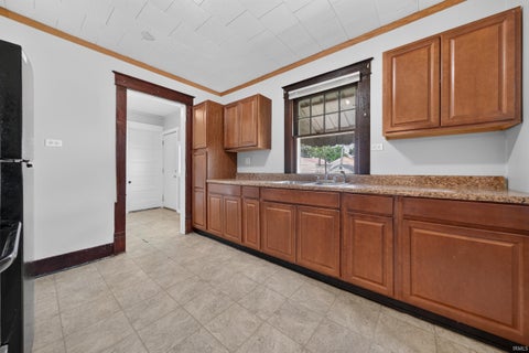 Tiny photo for 1040 S Locke Street, Kokomo, IN 46902 (MLS # 202630608)