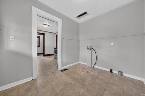 Tiny photo for 1040 S Locke Street, Kokomo, IN 46902 (MLS # 202630608)