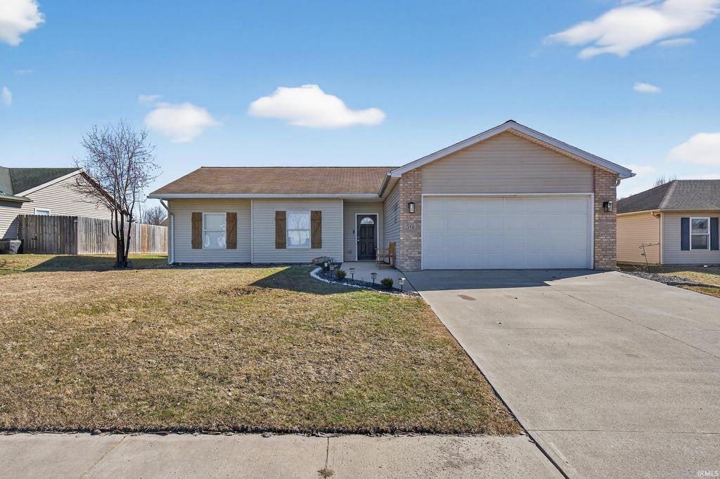 Photo of 512 Freds Court, Kendallville, IN 46755 (MLS # 202606658)