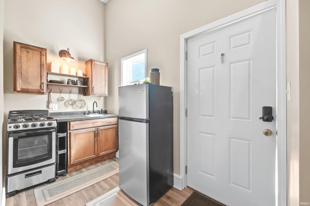 Photo of 537 E Sherman Street, Marion, IN 46952 (MLS # 202642876)
