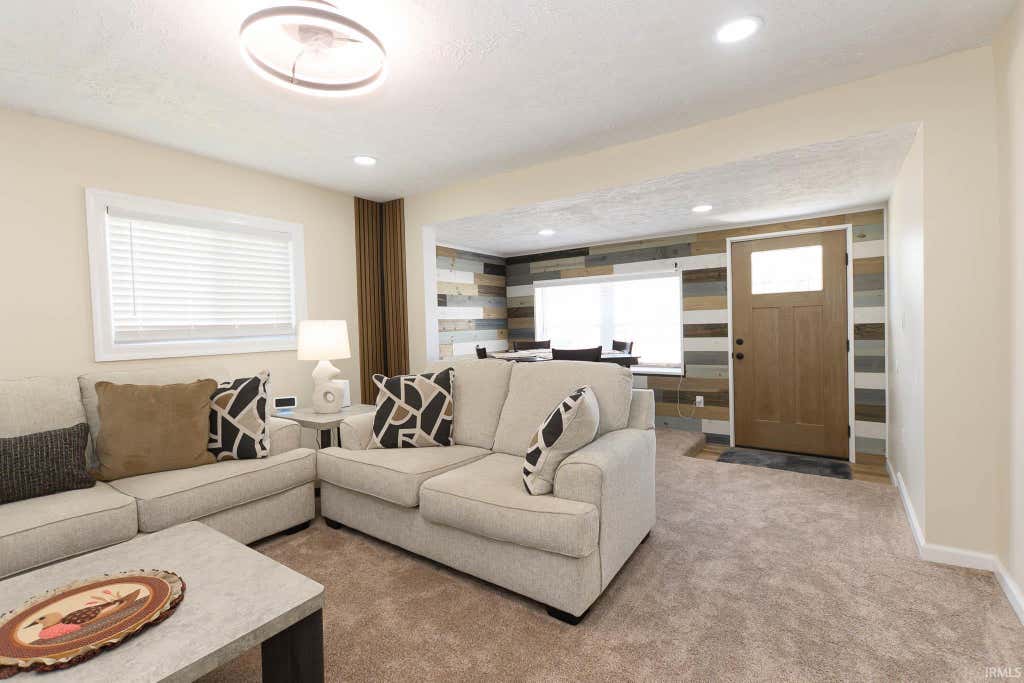 Photo of 1105 E Markland Avenue, Kokomo, IN 46901 (MLS # 202630165)