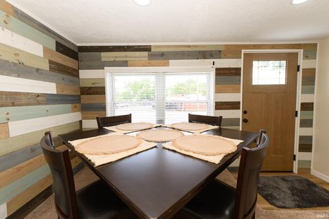 Tiny photo for 1105 E Markland Avenue, Kokomo, IN 46901 (MLS # 202630165)
