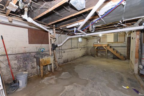 Tiny photo for 1105 E Markland Avenue, Kokomo, IN 46901 (MLS # 202630165)