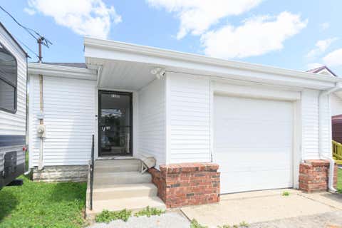 Tiny photo for 1105 E Markland Avenue, Kokomo, IN 46901 (MLS # 202630165)