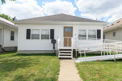 Tiny photo for 1105 E Markland Avenue, Kokomo, IN 46901 (MLS # 202630165)