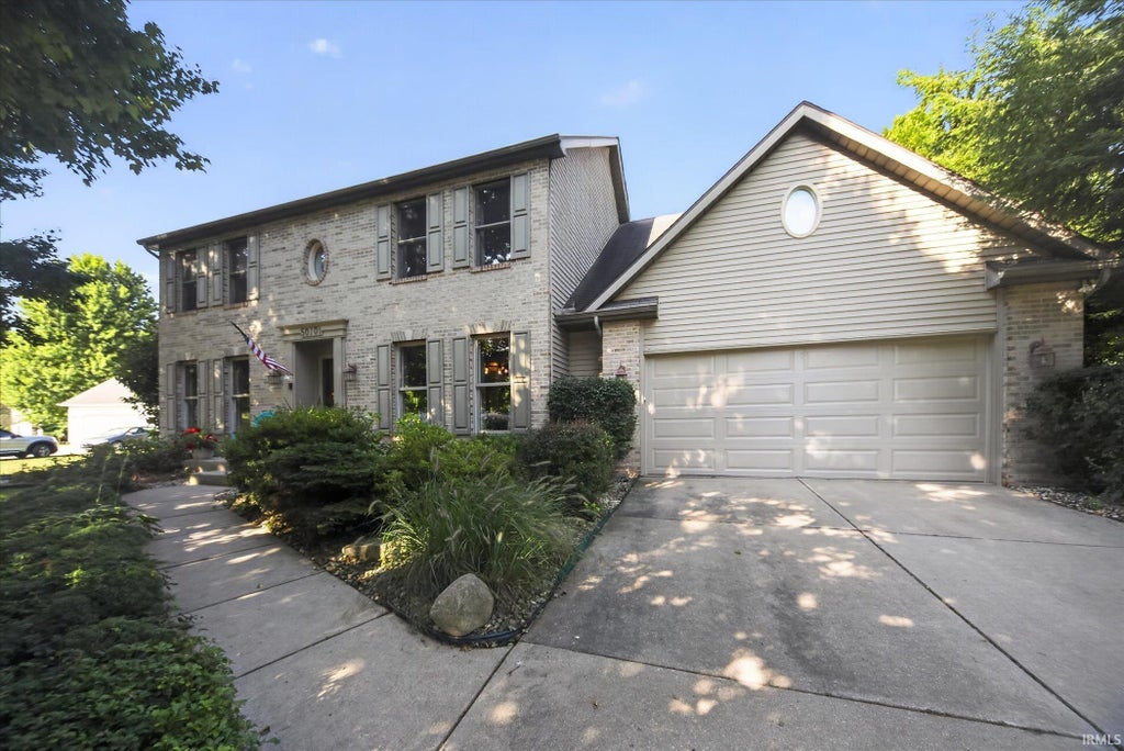 Photo of 50701 Elk Trail, Granger, IN 46530 (MLS # 202636747)
