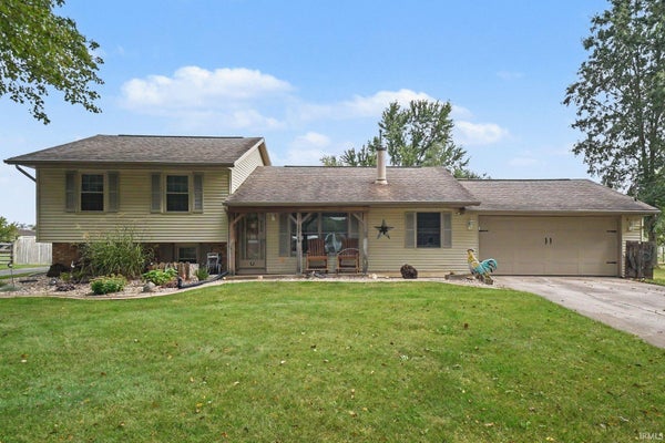 29749 COUNTY ROAD 4, ELKHART, IN 46514 - Image b9c8bbf0592491ce6b342afbb431b64e/178740533