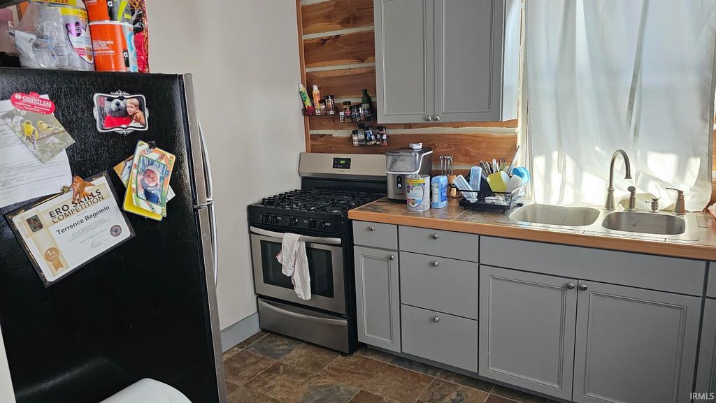 Photo of 3354 E Ore Branch Road, Bloomfield, IN 47424 (MLS # 202603197)