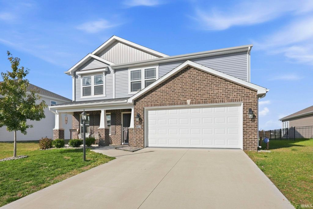 Photo of 11592 Slade Court, Fort Wayne, IN 46818 (MLS # 202547456)