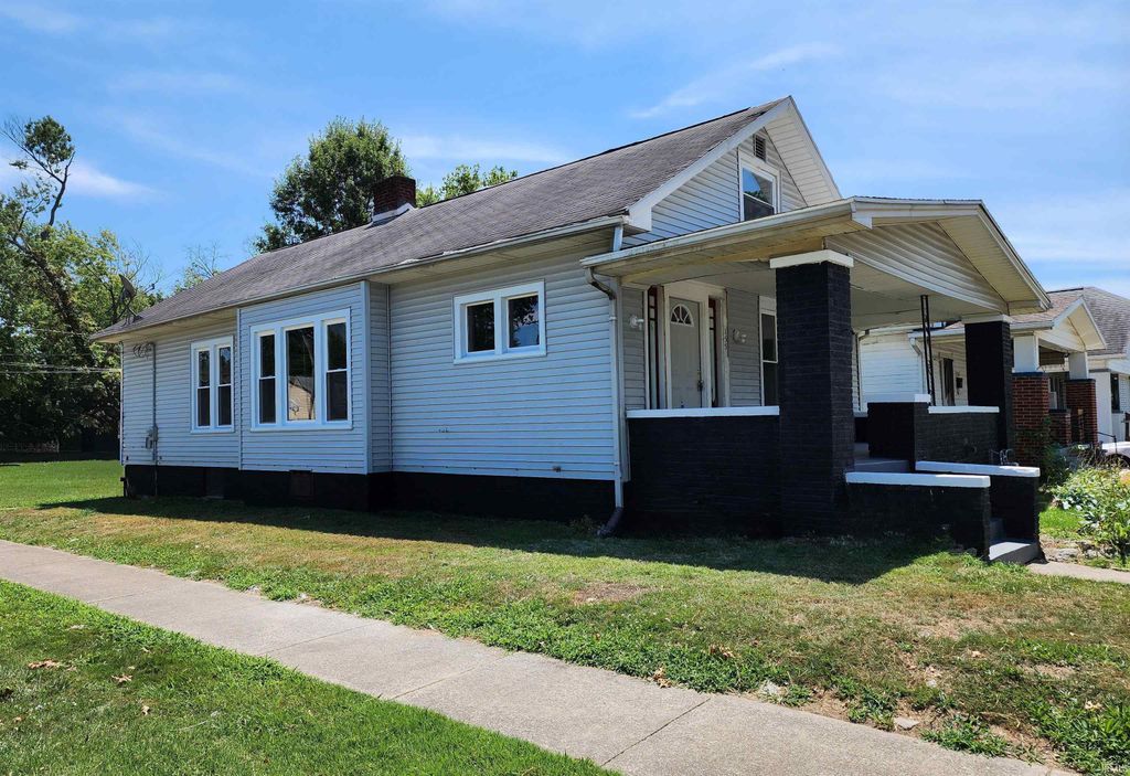 Photo of 1550 S Morton Avenue, Evansville, IN 47713 (MLS # 202613519)