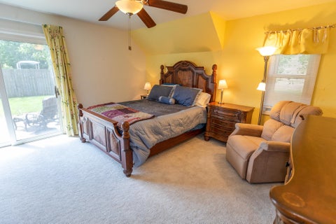 Tiny photo for 3321 Gregory Farm Village Drive, Rochester, IN 46975 (MLS # 202642117)