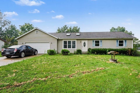 Photo of 24320 Lynn Drive, Elkhart, IN 46517 (MLS # 202637780)