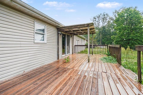 Tiny photo for 24320 Lynn Drive, Elkhart, IN 46517 (MLS # 202637780)