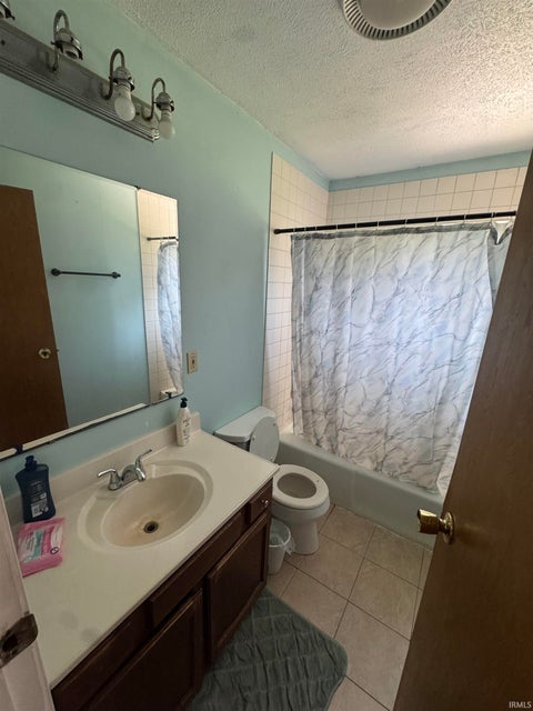 Tiny photo for 24320 Lynn Drive, Elkhart, IN 46517 (MLS # 202637780)