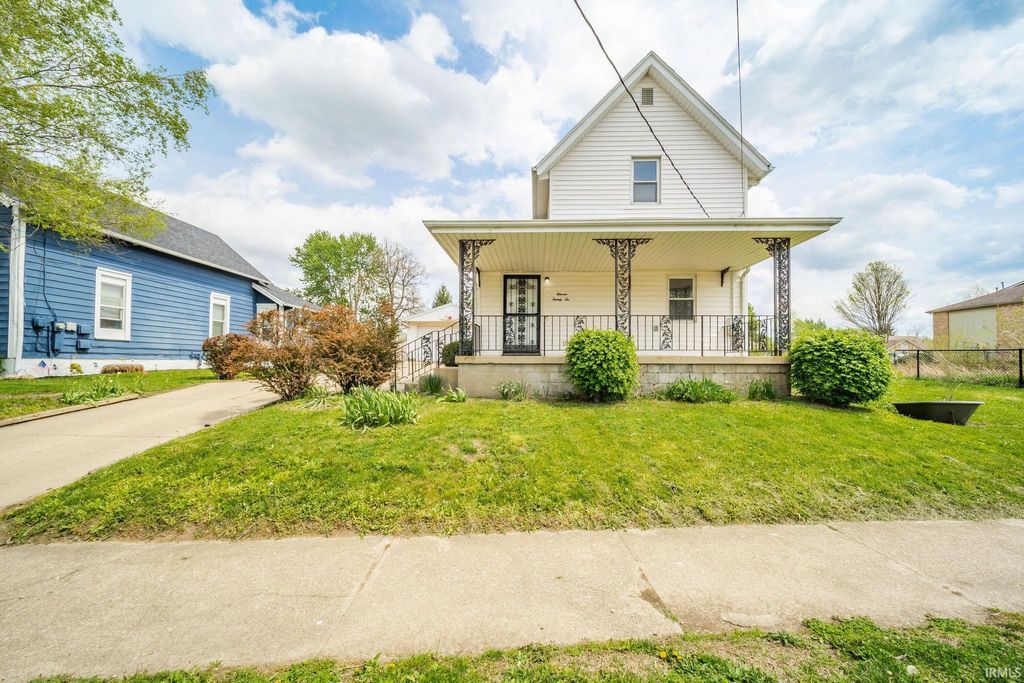 Photo of 1122 S 14Th Street, New Castle, IN 47362 (MLS # 202613420)