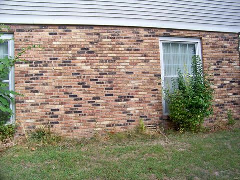Tiny photo for 2401 Greentree Lane, Kokomo, IN 46902 (MLS # 202539998)