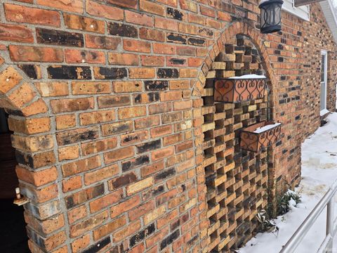 Tiny photo for 2401 Greentree Lane, Kokomo, IN 46902 (MLS # 202539998)