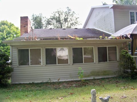 Tiny photo for 2401 Greentree Lane, Kokomo, IN 46902 (MLS # 202539998)