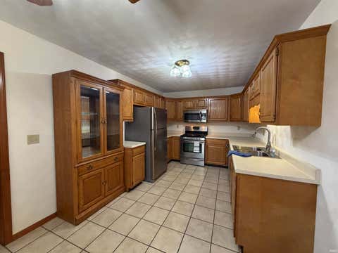 Tiny photo for 4103 N VILLAS Drive, Kokomo, IN 46901 (MLS # 202634601)