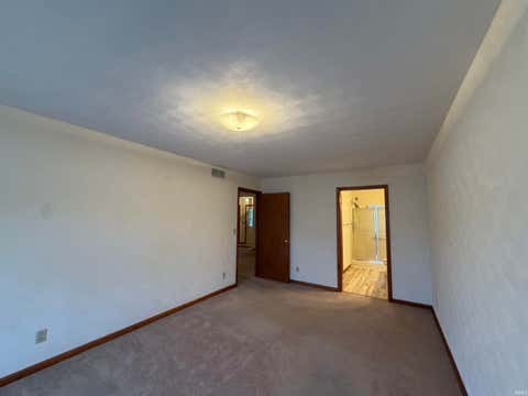 Tiny photo for 4103 N VILLAS Drive, Kokomo, IN 46901 (MLS # 202634601)