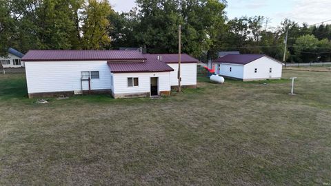 Tiny photo for 6976 W Georgetown Road, Logansport, IN 46947 (MLS # 202541232)