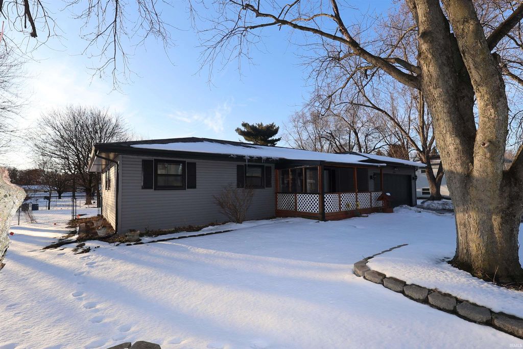 Photo of 54639 County Road 101, Elkhart, IN 46514 (MLS # 202604299)