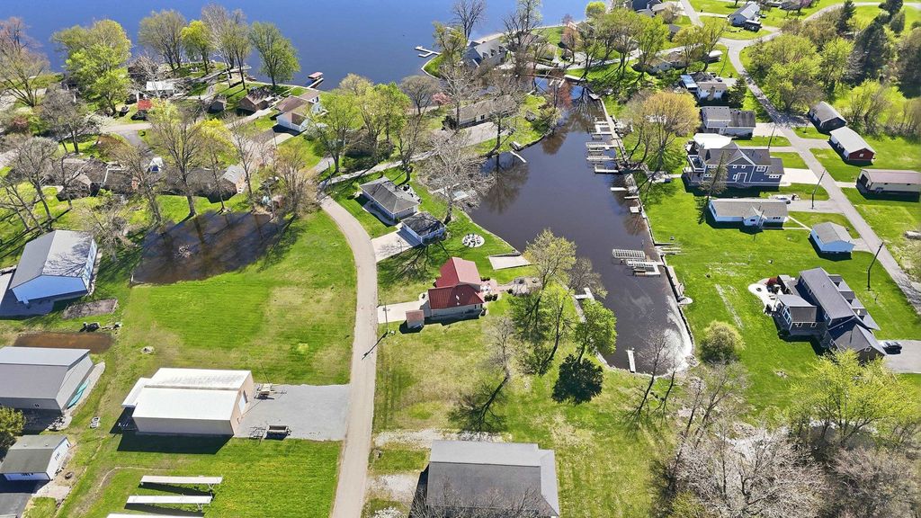 Photo of 11990 E 395 S, Lagrange, IN 46761 (MLS # 202613981)