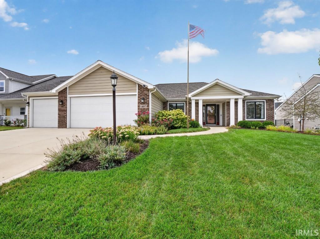 Photo of 14097 Hilders Court, Fort Wayne, IN 46845 (MLS # 202637098)