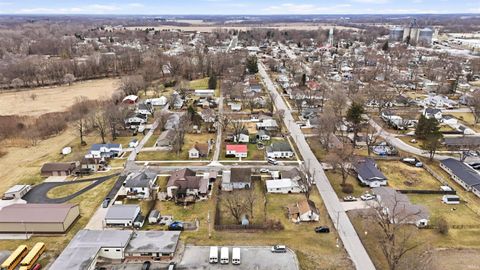 Tiny photo for 204 S East Street, South Whitley, IN 46787 (MLS # 202605715)