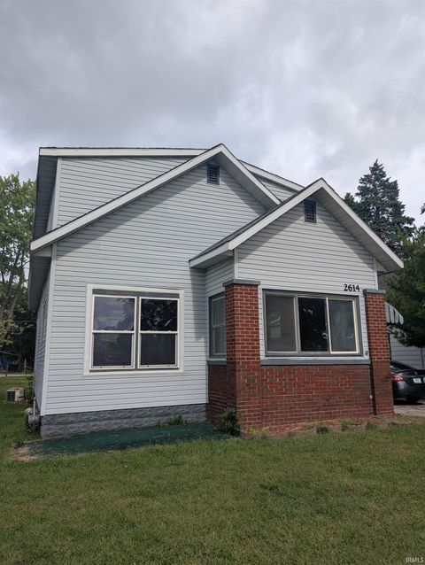 Photo of 2614 Main Street, Lafayette, IN 47904 (MLS # 202538853)