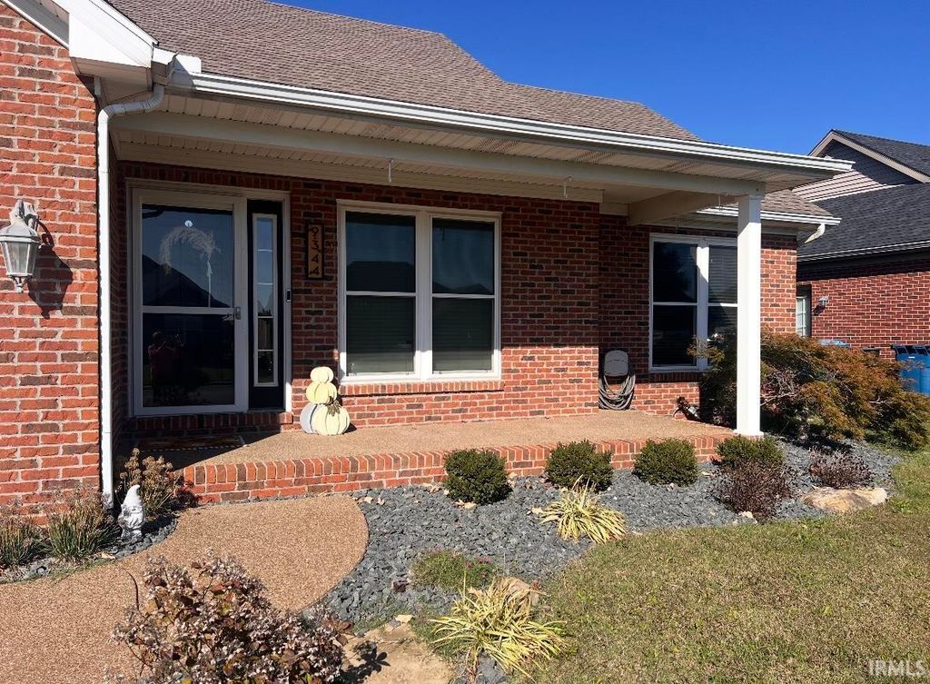 Photo of 9344 Wynnfield Drive, Evansville, IN 47725 (MLS # 202544953)