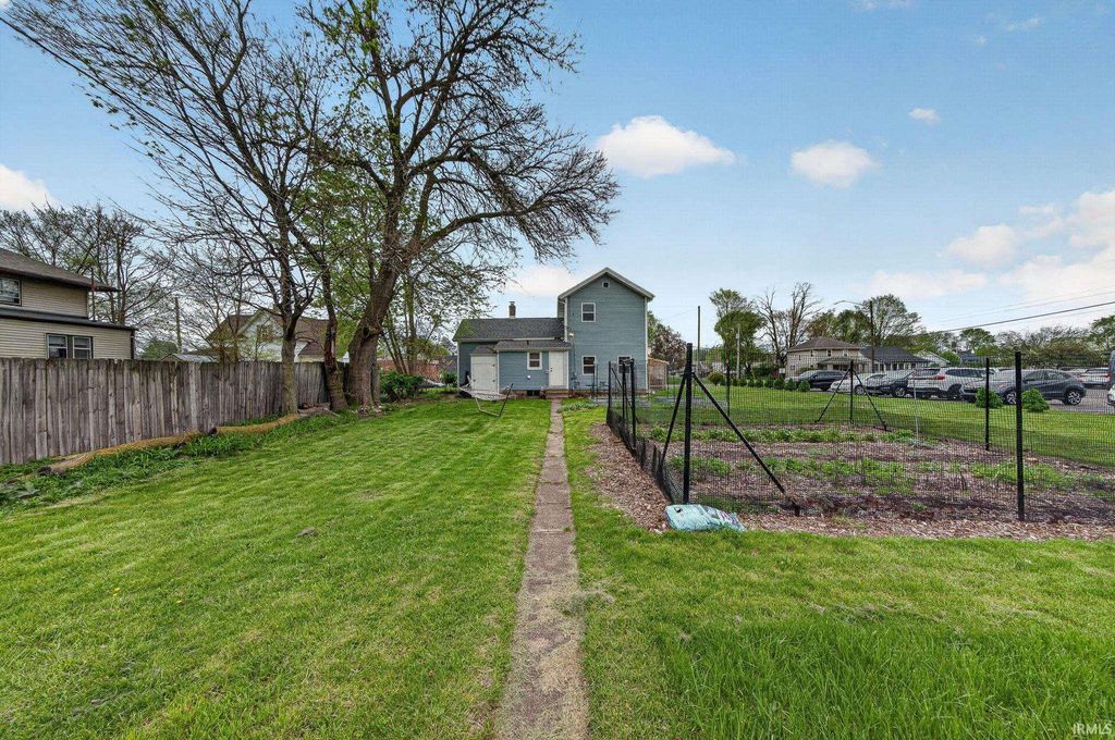 Photo of 229 N St Peter Street, South Bend, IN 46617 (MLS # 202614552)