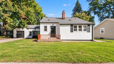 Photo of 118 Myrtle Street, South Bend, IN 46637 (MLS # 202641606)