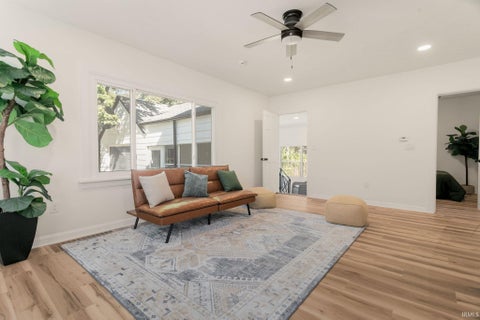 Tiny photo for 118 Myrtle Street, South Bend, IN 46637 (MLS # 202641606)