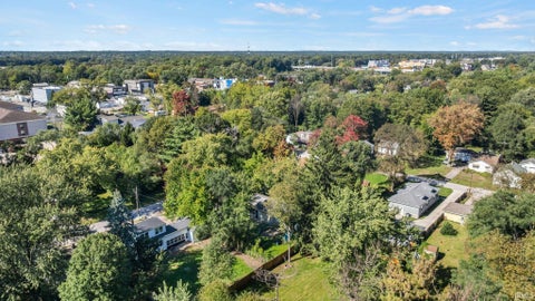 Tiny photo for 118 Myrtle Street, South Bend, IN 46637 (MLS # 202641606)