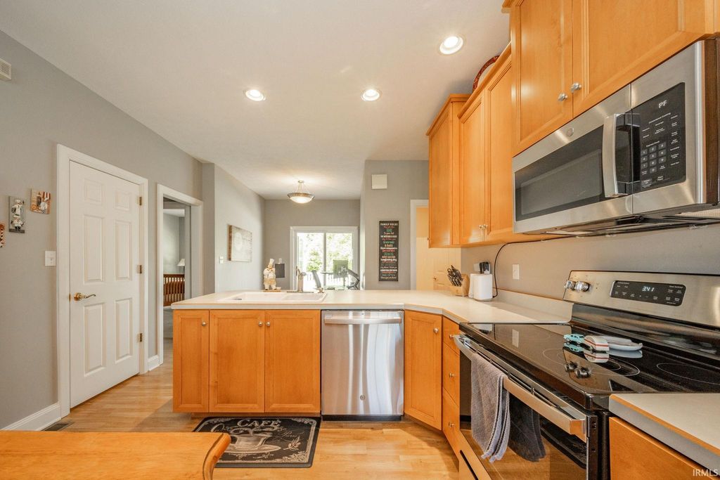 Photo of 4300 W Coyote Run Court, Muncie, IN 47304 (MLS # 202614507)