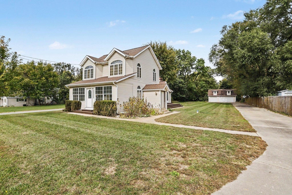 Photo of 19353 Greenacre Street, South Bend, IN 46637 (MLS # 202642163)