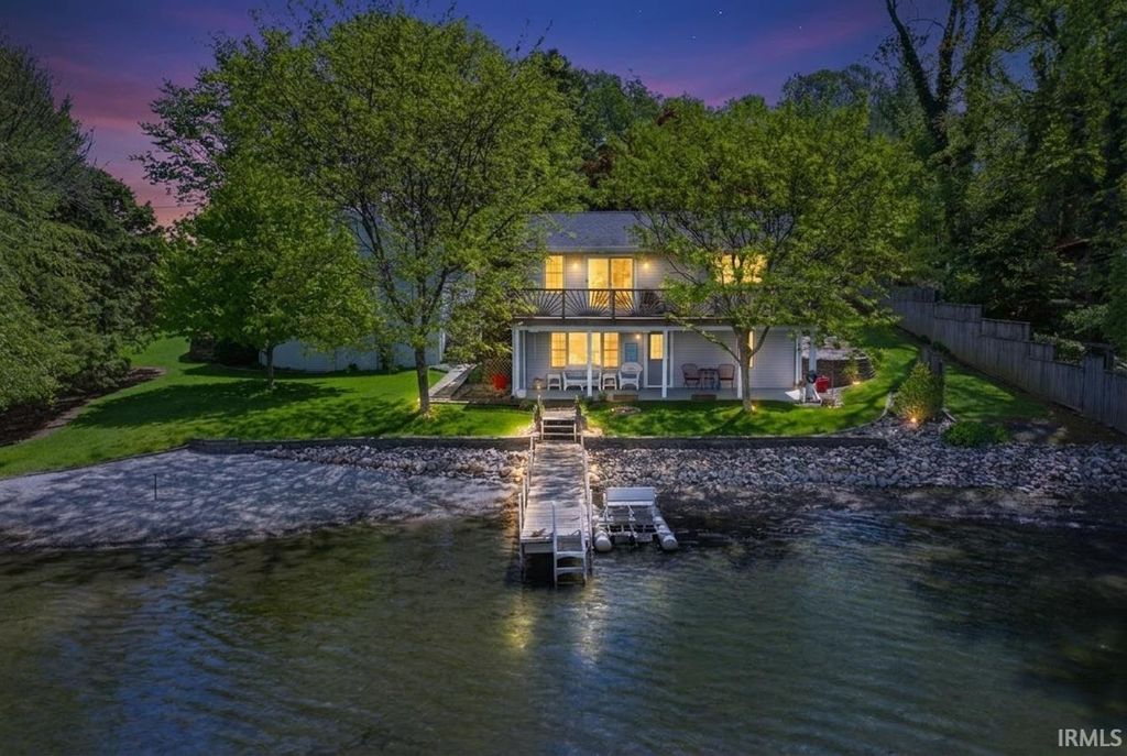 Photo of 3512 SE Indian Trail Lake Road, Farmland, IN 47340 (MLS # 202616083)