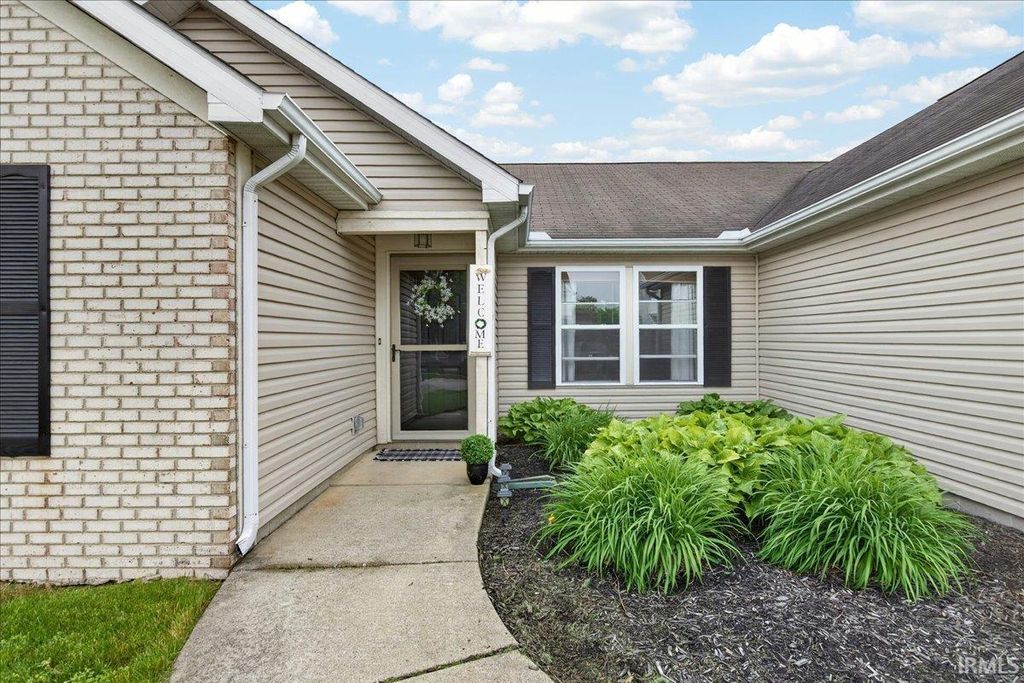 Photo of 209 N Wilmington Lane, Lafayette, IN 47905 (MLS # 202617161)