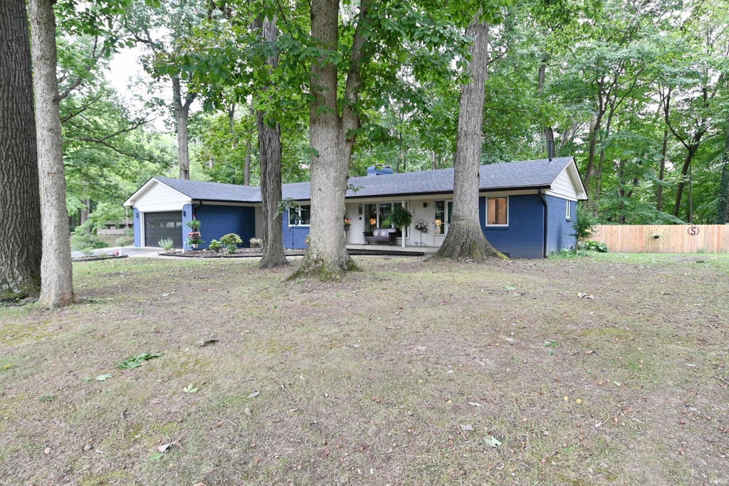 Photo of 3755 Tade Lane, Indianapolis, IN 46234 (MLS # 202639519)