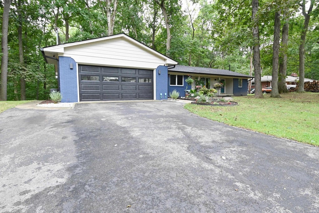 Photo of 3755 Tade Lane, Indianapolis, IN 46234 (MLS # 202639519)