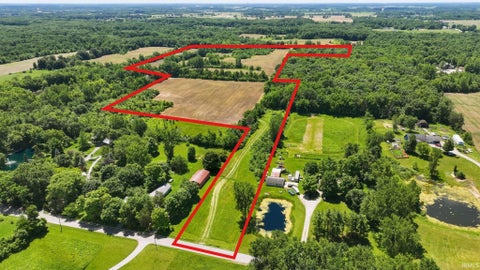 Tiny photo for 4200 W North County Line Road, Huntertown, IN 46748 (MLS # 202625419)